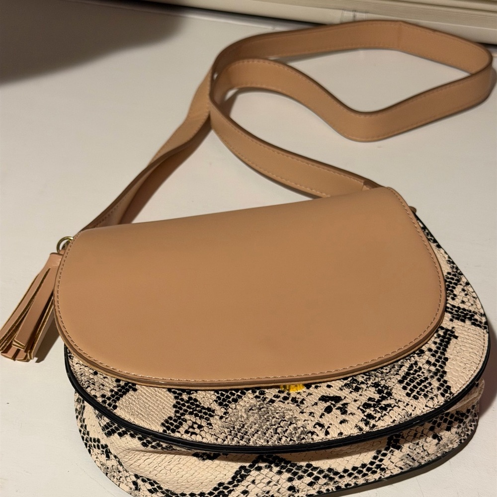 Old Navy Snake Print Women's Crossbody Bag Purse
